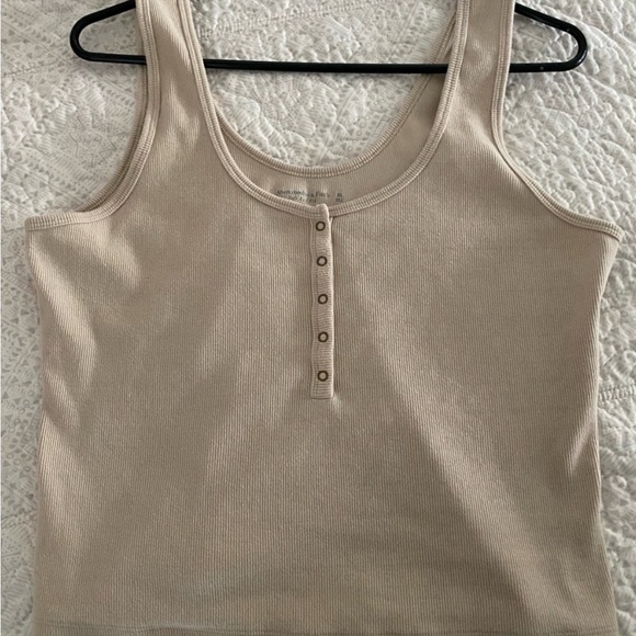 NWT Abercrombie and Fitch Henley soft rib tank top in tan size XL - Picture 1 of 2
